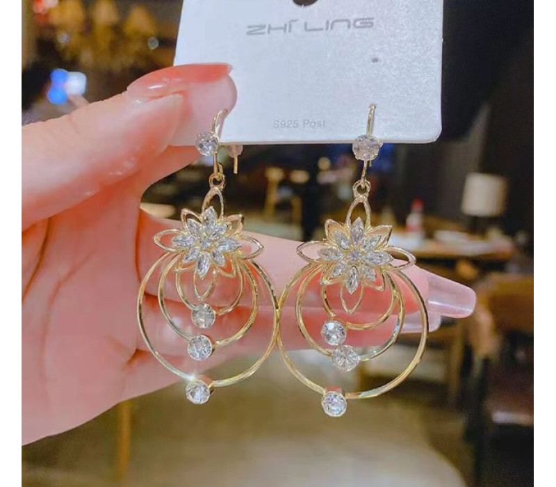 Богемные серьги Цветок с камнями, золотистые 6*3см