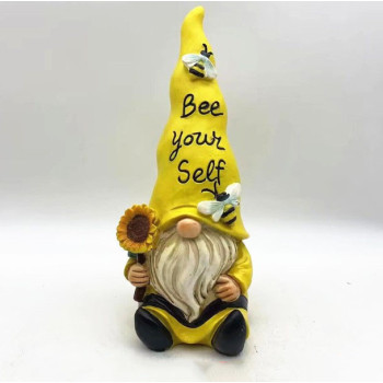 Статуэтка  Гном "Bee your self".