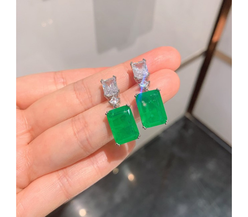 Серьги Изумрудный багет, 3*1см